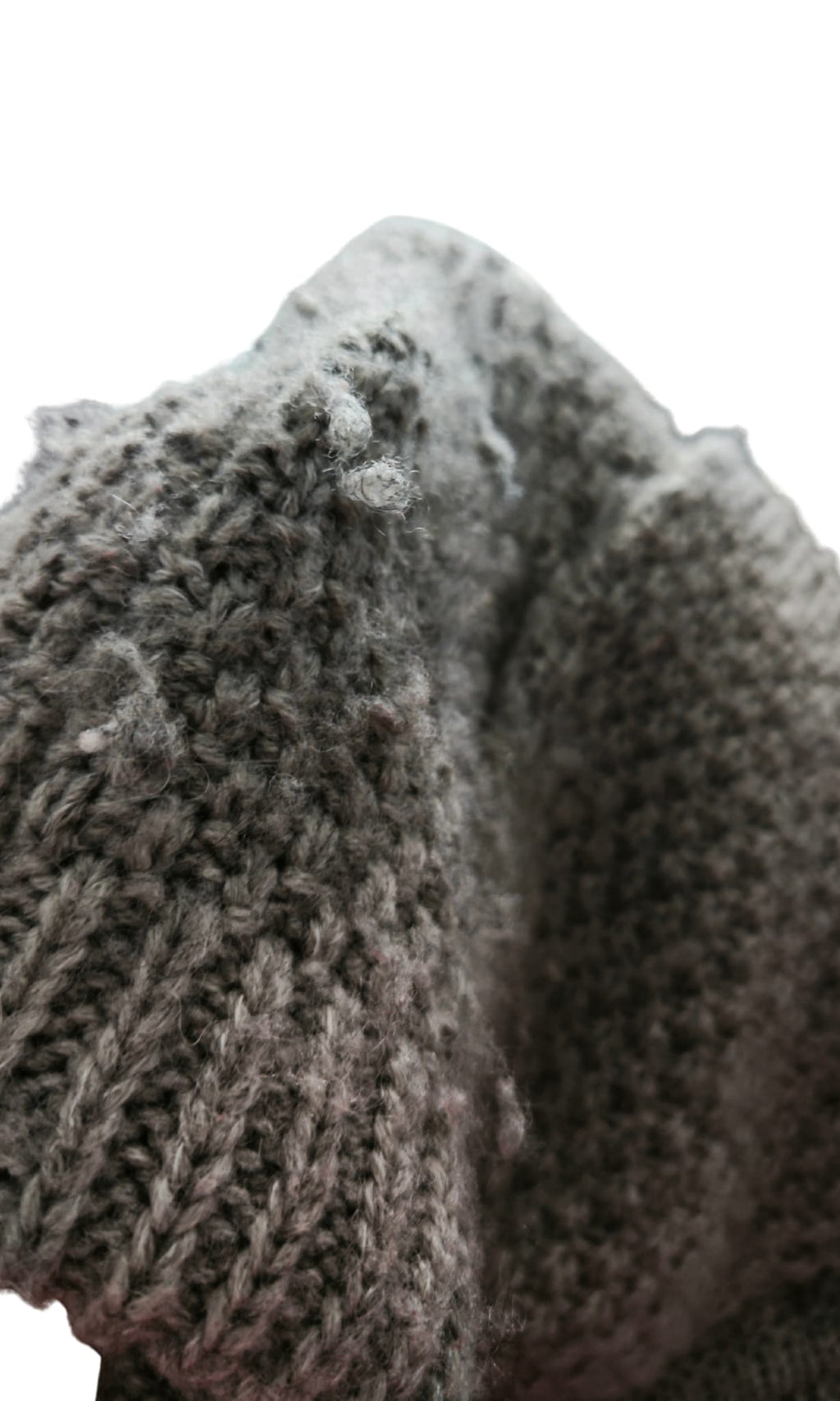 Abrigo vintage ETIEM de segunda mano curvy gris con pelo sintético y cinturón | Tallas 46–56