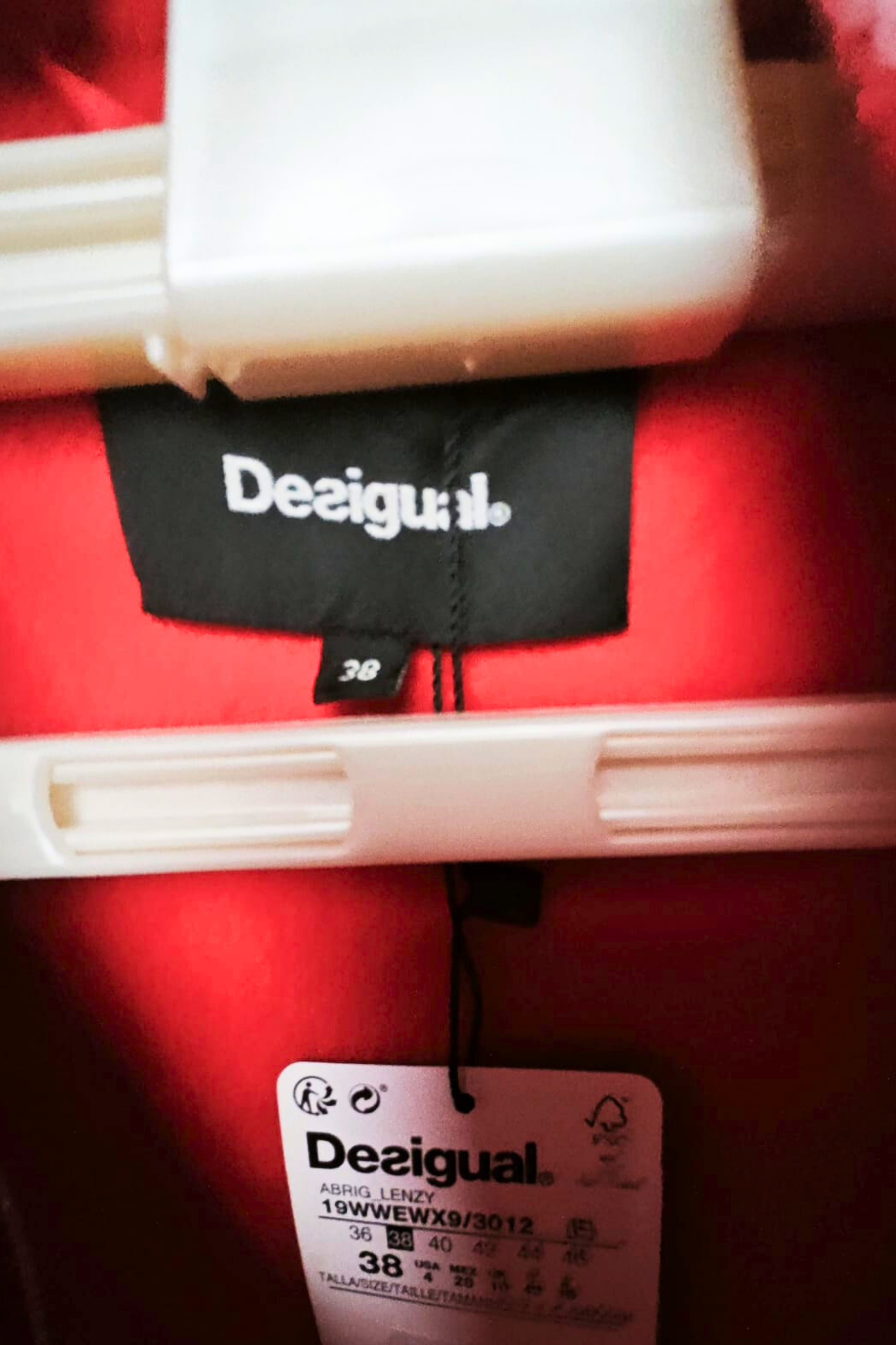 💖✨ Abrigo DESIGUAL • Rosa Empolvado + Forro Rojo • Lana Premium • Talla 38 ✨💖