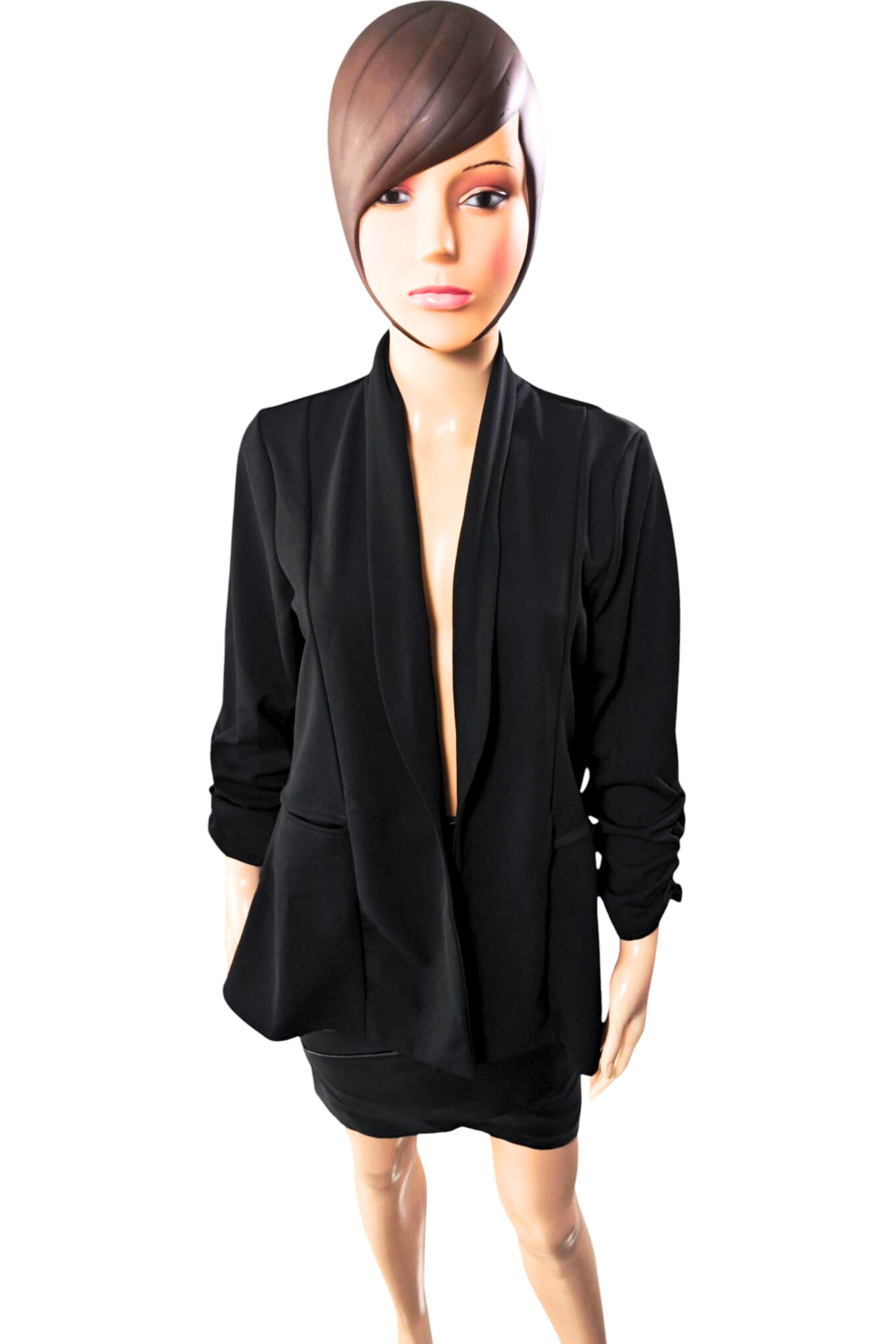 🖤✨ Blazer negro Boohoo con estilo elegante y moderno 🖤