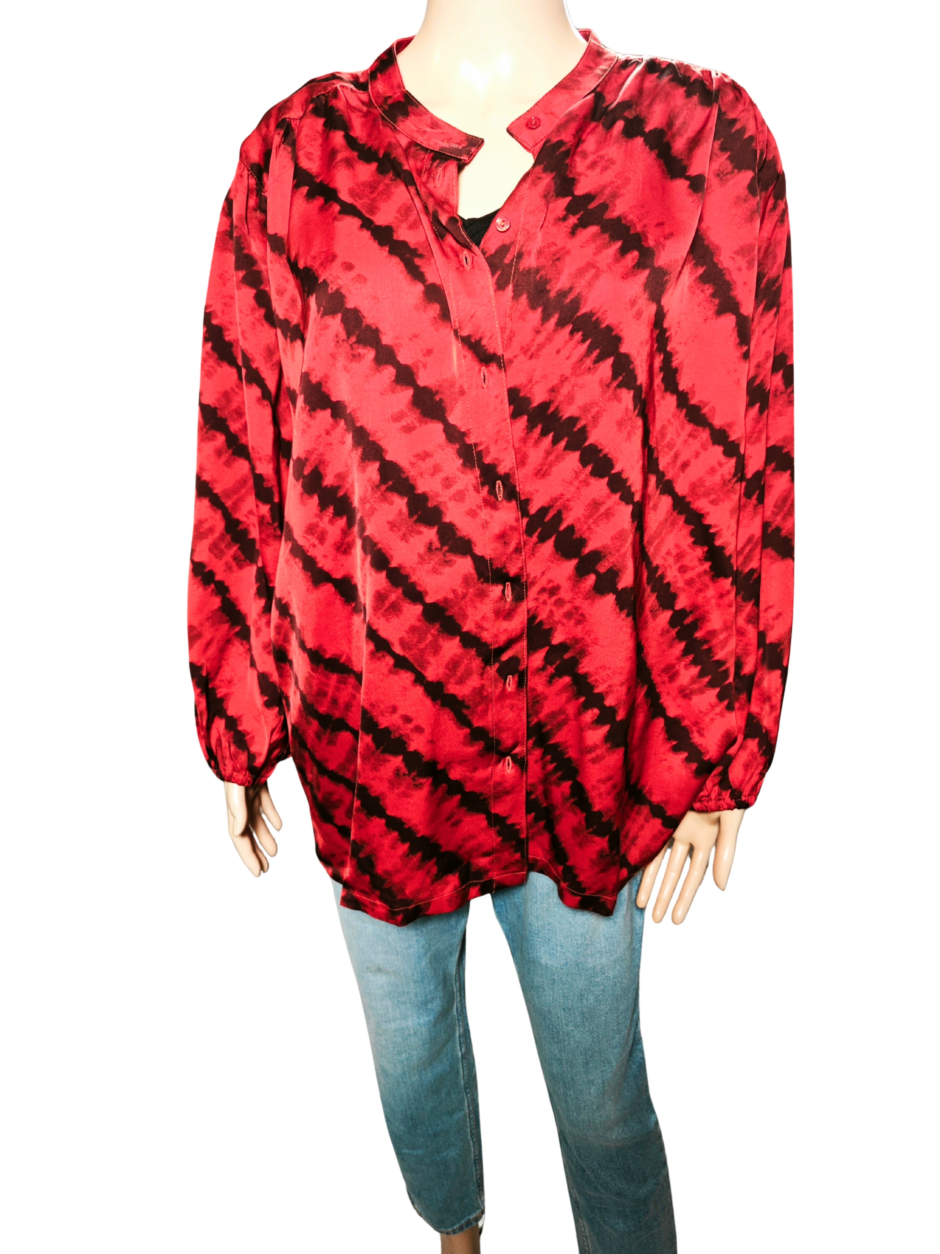 ❤️🔥 Blusa YERSE tie-dye roja y negra oversize – estilo moderno y vibrante  🔥❤️