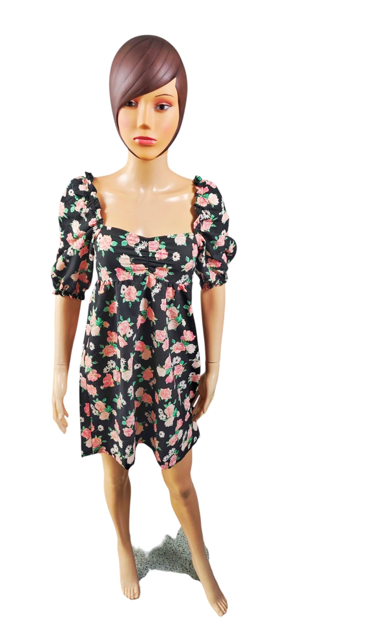 💖🤍 Vestido corto floral H&amp;M – NUEVO con etiqueta 💖🤍