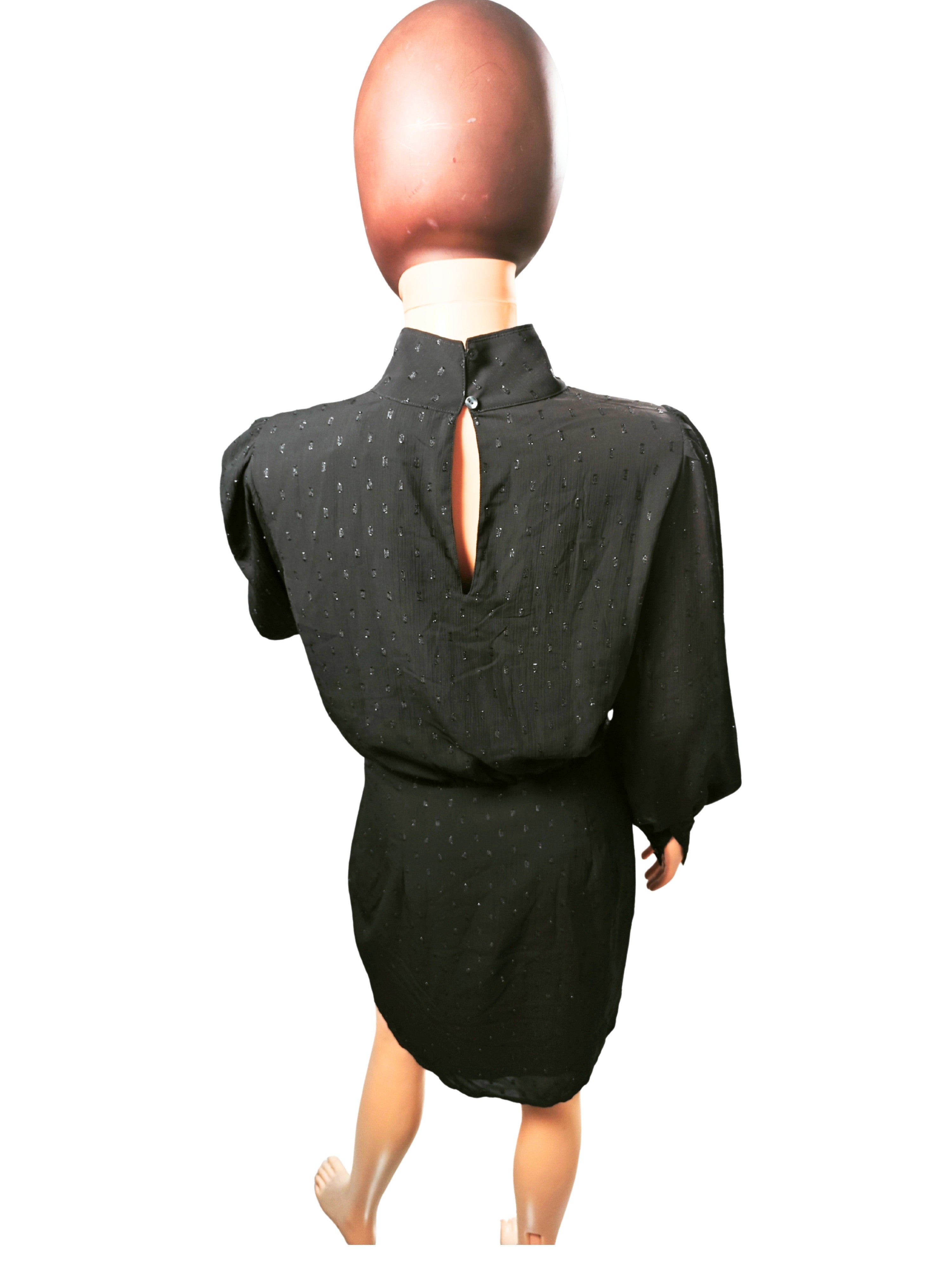 🖤 Vestido negro Esprit con brillo y cuello alto ✨🖤