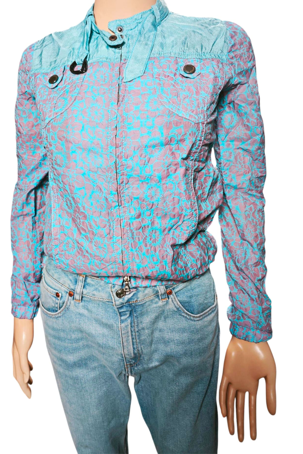 💙💜 Chaqueta Custo Barcelona “Veronique Rose” – Estampado Floral Exclusivo 💙💜