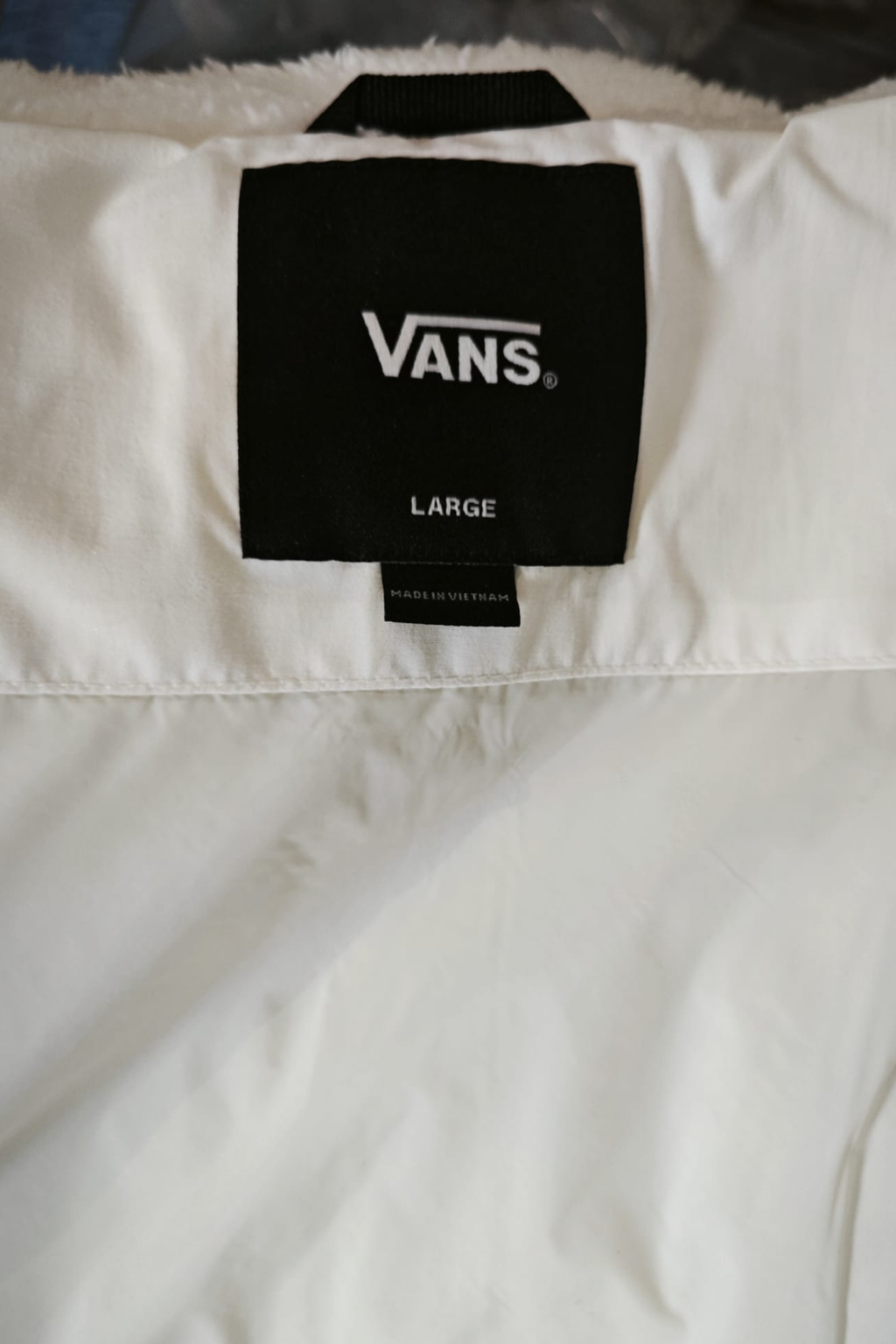 🤍✨ Chaqueta VANS Millie Jacket Blanca – Acolchada e Impermeable ❤️