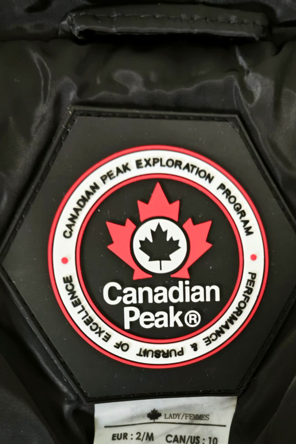 🖤✨ Abrigo Acolchado Canadian Peak Negro con Capucha Desmontable & Laterales Elásticos 🖤✨