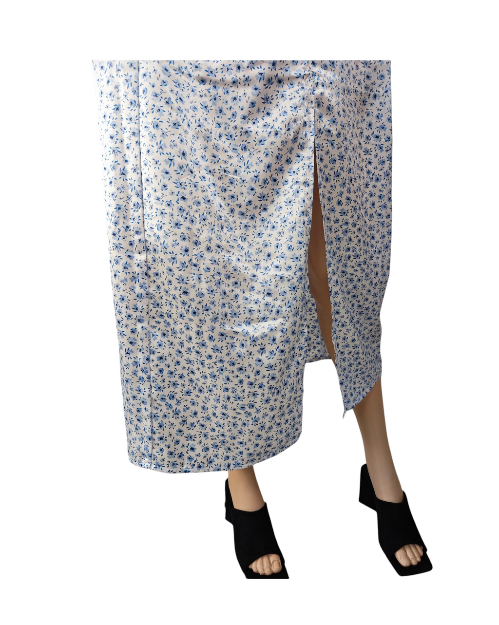 💙 🤍Vestido midi floral azul H&M Elegancia fresca y romántica para tus días de verano🤍💙
