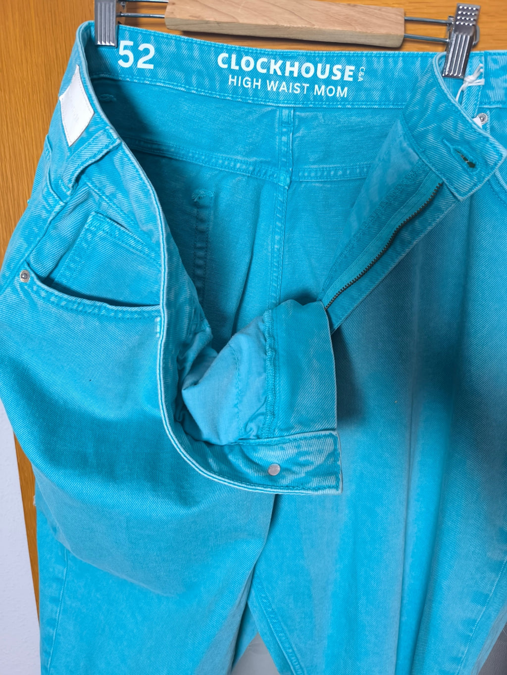 Vaquero Clockhouse High Waist Mom talla 52 azul turquesa