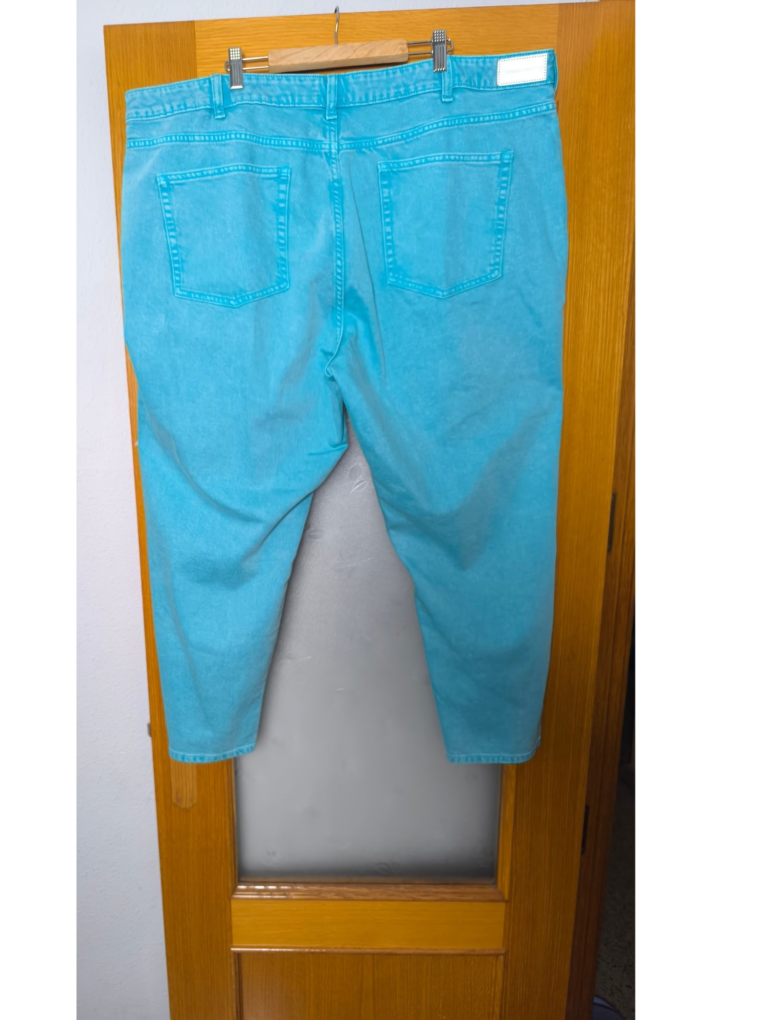 Vaquero Clockhouse High Waist Mom talla 52 azul turquesa