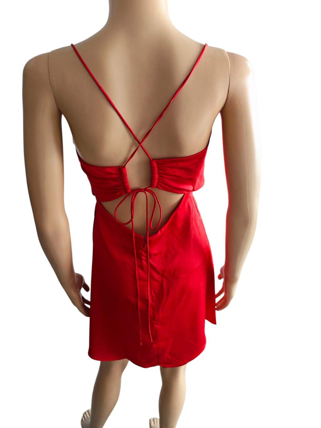 ❤️ Vestido satinado rojo ASOS mini con escote cruzado❤️