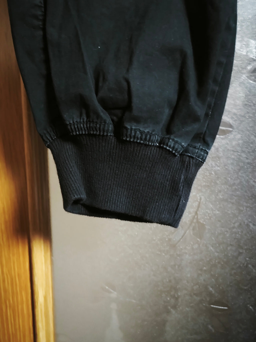 🖤 PANTALÓN PIRATA CARGO NEGRO STRADIVARIUS · TALLA 40 · SEGUNDA MANO ♻️