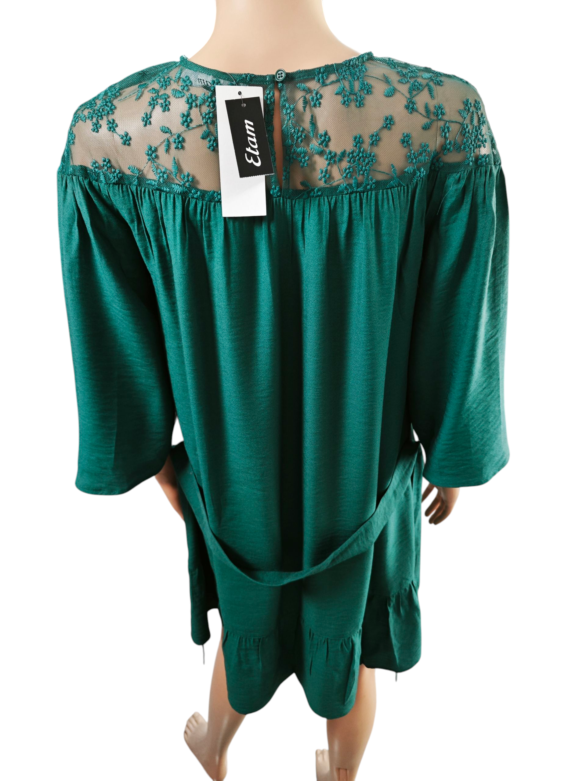 💚 Vestido verde esmeralda Etam con encaje floral delicado ✨