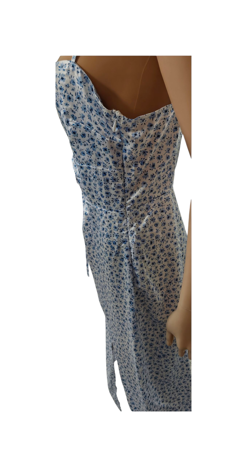 💙 🤍Vestido midi floral azul H&M Elegancia fresca y romántica para tus días de verano🤍💙