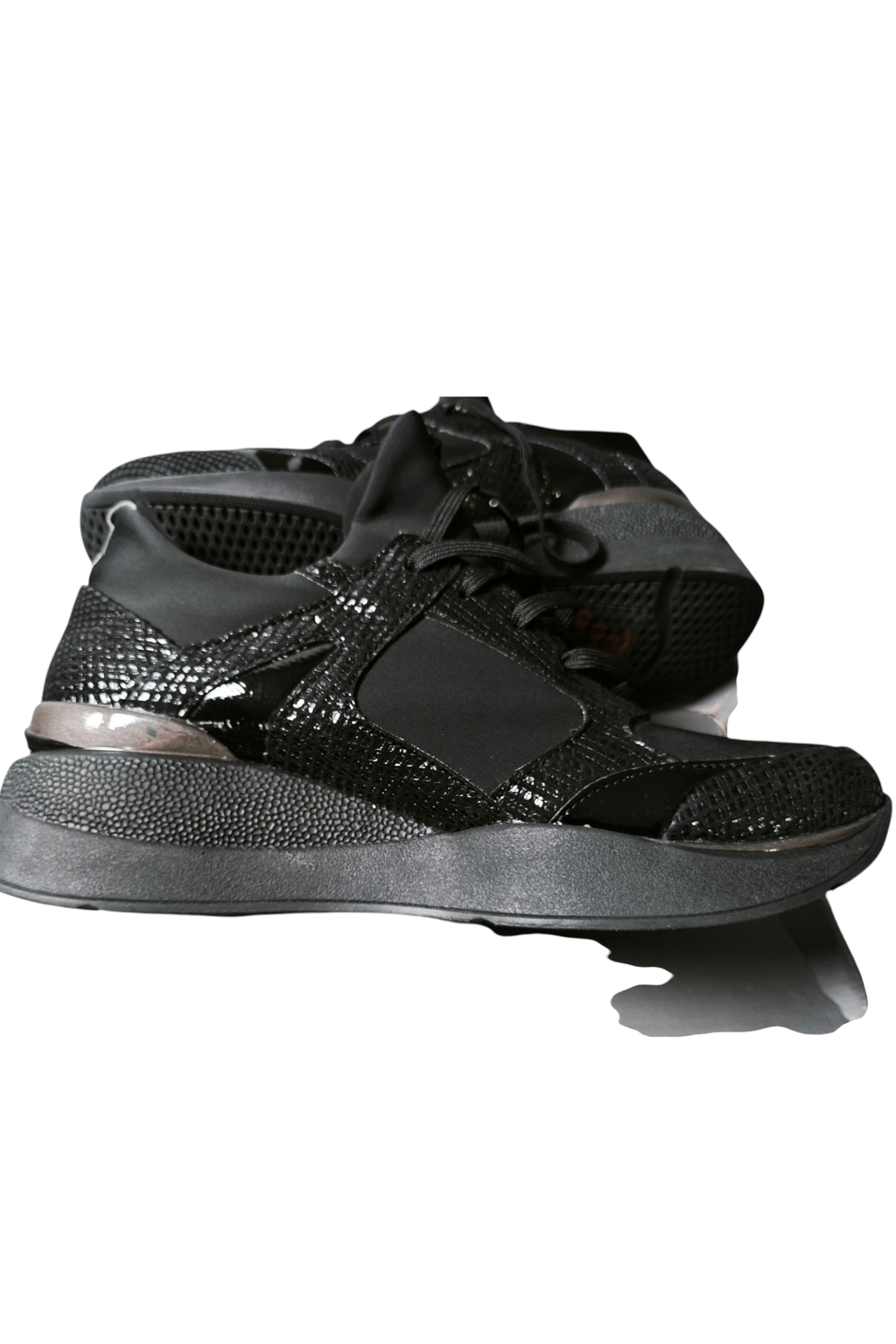 🤍✨ Zapatillas de piel con detalles pitón & suela 6 cm — lujo y confort (41) ✨🤍