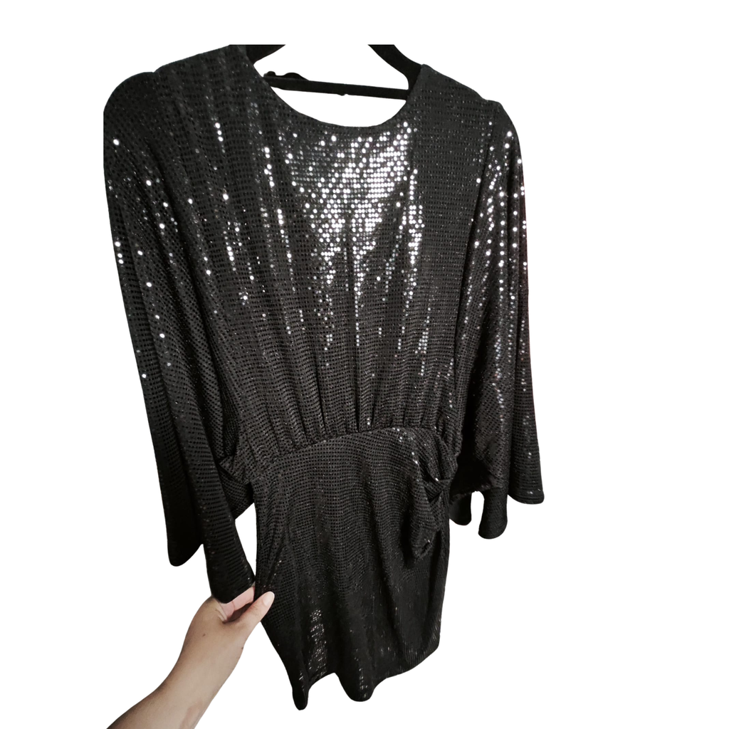 🖤 Vestido GUESS Negro de Lentejuelas – Glamour Nocturno🖤